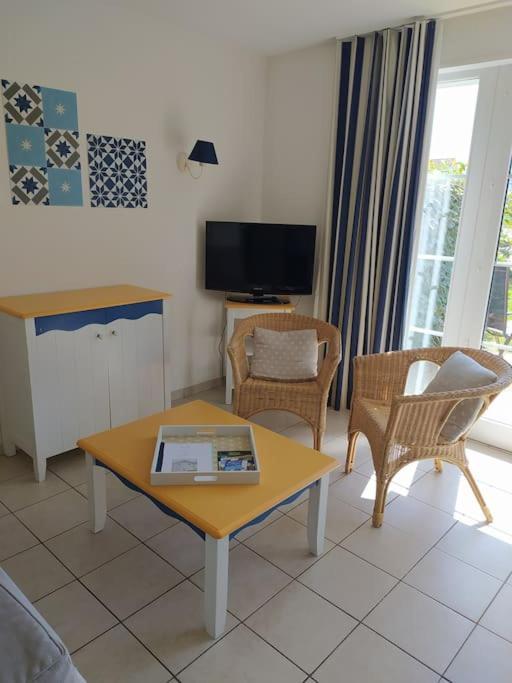 Charmante Maison De Vacances Avec Acces Piscine Talmont-Saint-Hilaire Eksteriør billede